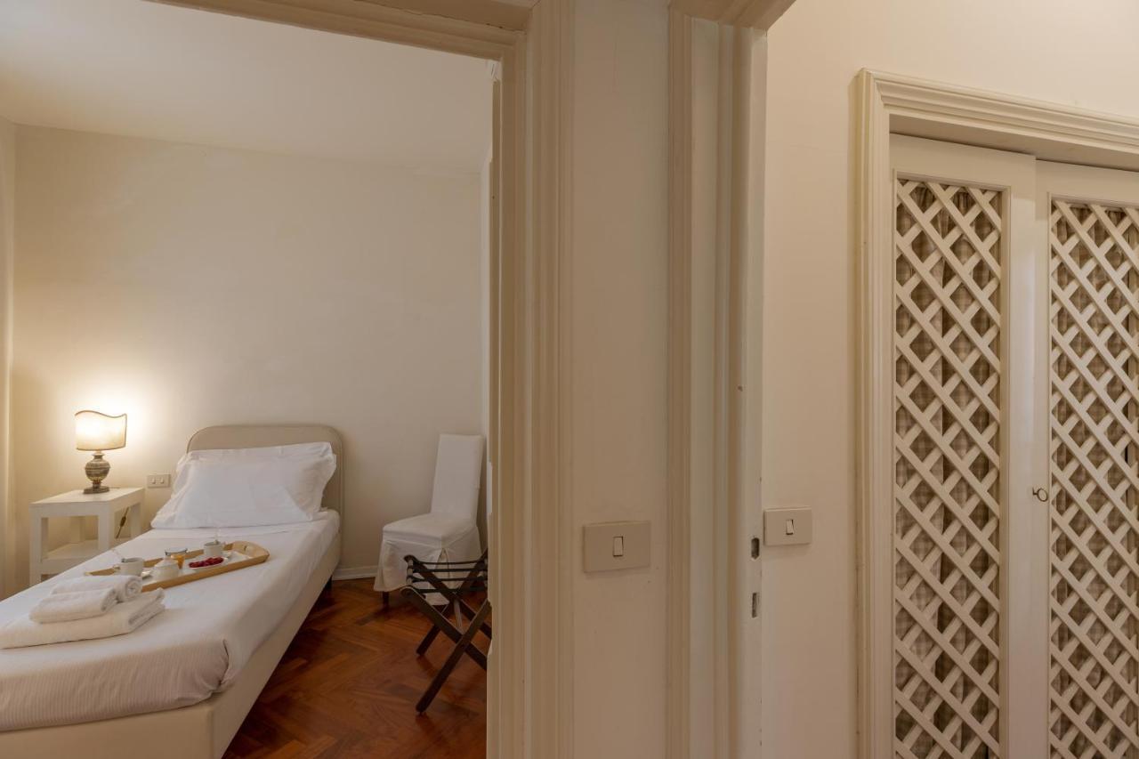 Seta Spacious Apartment Next To The Duomo Firenze Bagian luar foto